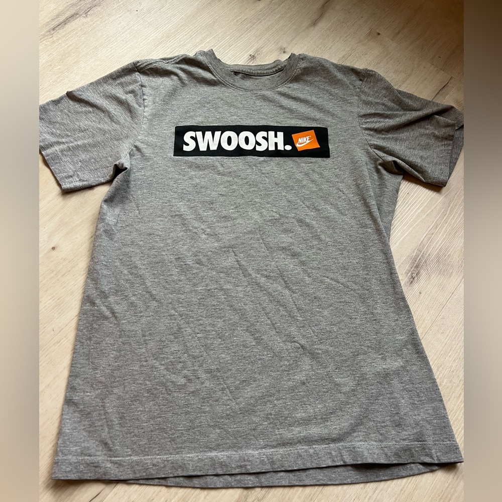 Nike Men’s t shirt